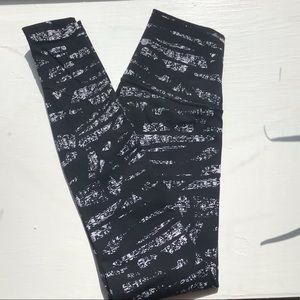 lululemon wunder under leggings *rare pattern*